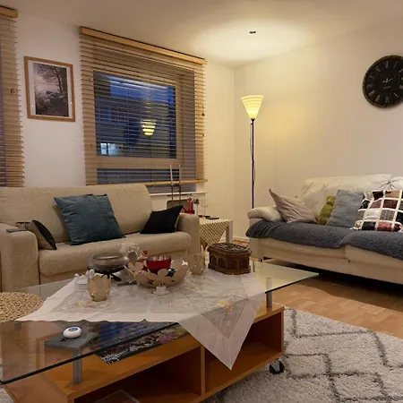 Nice 3Bed Apartment Only 3 Stops To London Centre Exterior photo