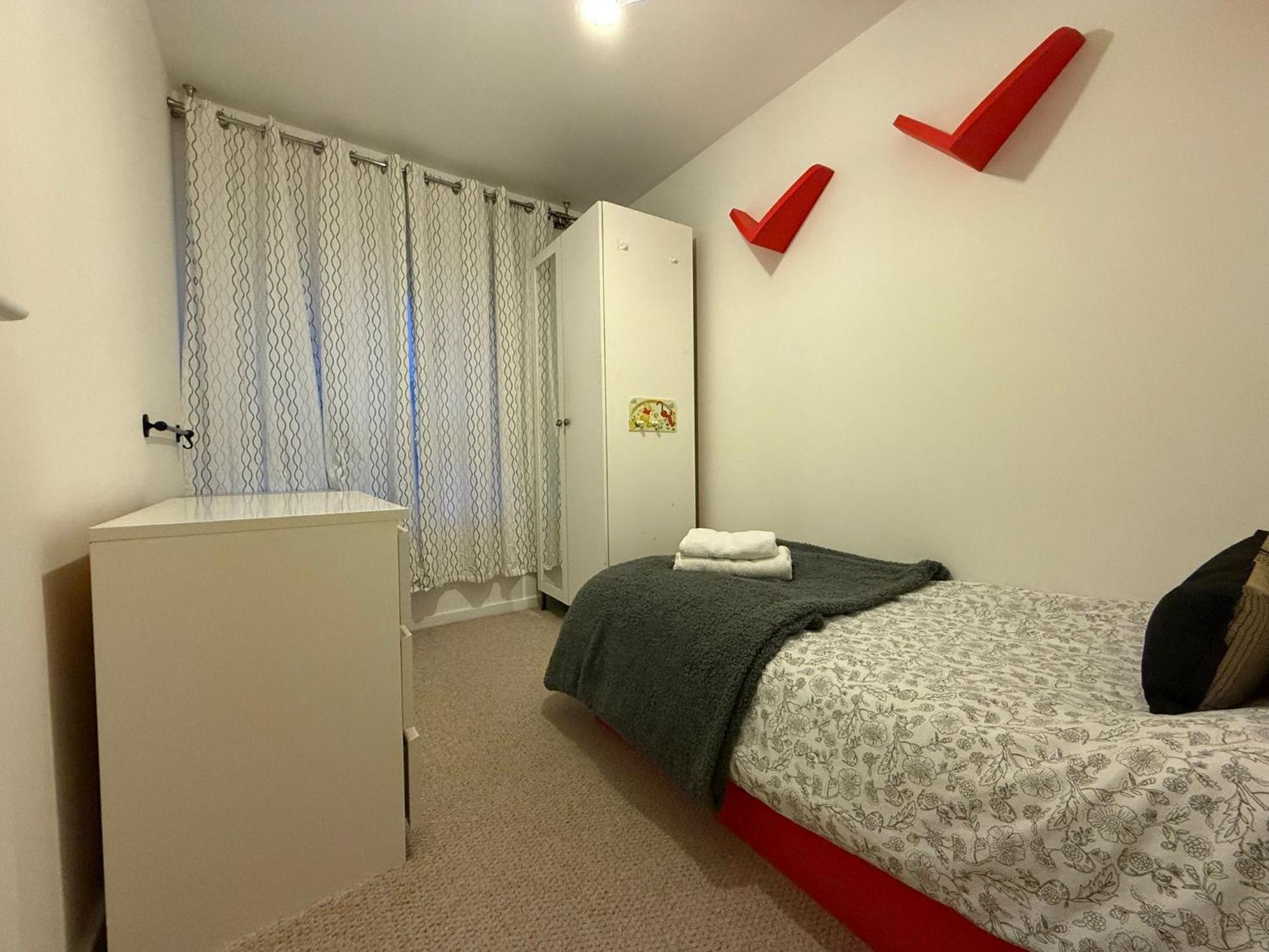 Appartamento 3bed Only 3 Stops To Centre